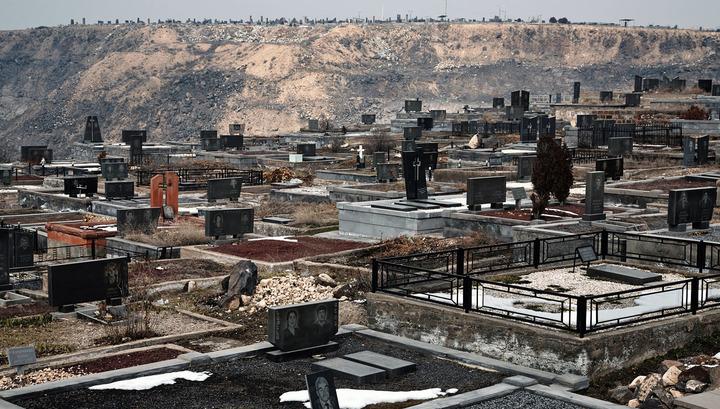 Ջրվեժ գյուղում մի քանի գերեզման են պղծել՝ քարերի վրա ներկանյութ լցնելով