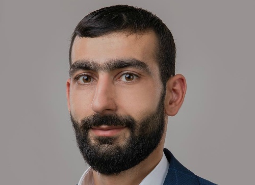 «Աջափնյակի թաղապետը լրիվ Սաշիկը ու Յաշիկը խառնել ա իրար»