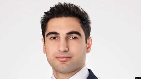 Գիշերն անտանելի բարձր լսում եմ  Հայկ Ստվերի երգը, մեկ էլ հարևաններս զանգեցին․ Փոխնախարար