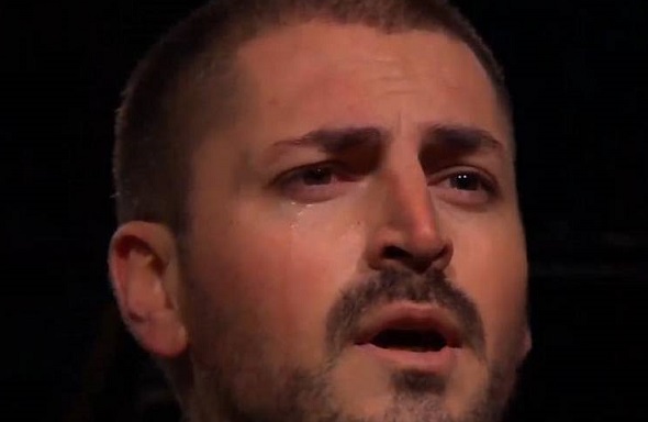 Ծիծեռնակաբերդում «Ձայն տուր, ո՛վ ծովակ»-ի կատարման ժամանակ երիտասարդ երգչի աչքերից արցունք էր հոսում