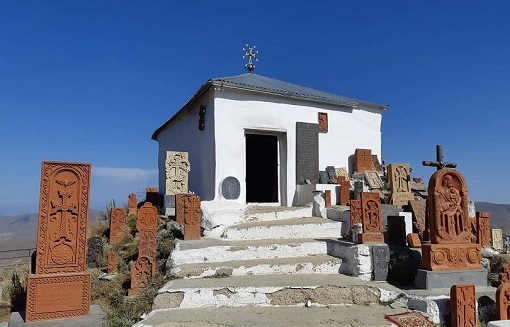 Ոստիկանությունն արգելափակել է Ղալթաղչիի Սուրբ Հովհաննես մատուռ տանող ճանապարհները