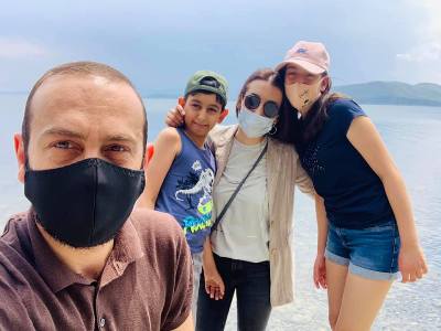 Էս էլ մենք` Տավուշի ճանապարհին. ԱԺ նախագահի կինն ընտանեկան լուսանկար է հրապարակել