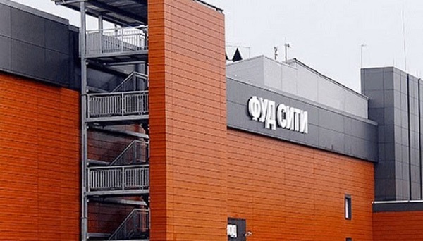 Մոսկվայի հայերը «Ֆուդ Սիթի»-ում հենց  բեռնատարերից ծիրան են գնում՝ օգնելով մատակարար հայրենակիցներին