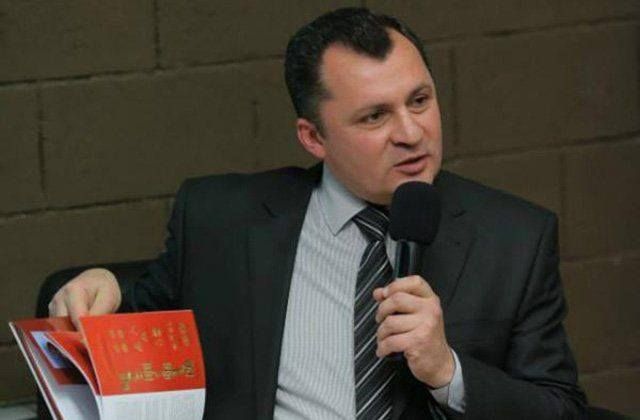 Մահացել է ԵՊՀ հայոց պատմության ամբիոնի վարիչ Արտակ Մովսիսյանը