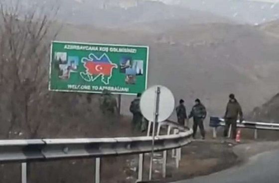 Կադրեր ադրբեջանցիների հենակետից՝ Գորիս-Կապան ճանապարհի օկուպացված հատվածում