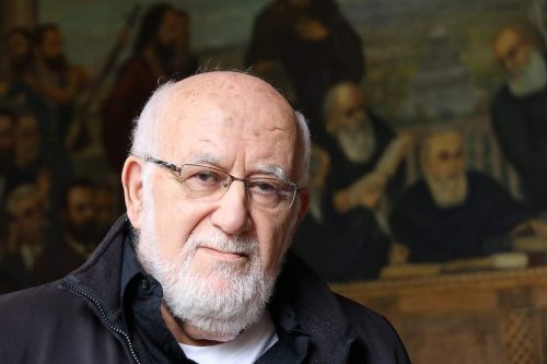 Կյանքից հեռացել է Հայր Հարություն Պզտիկյանը