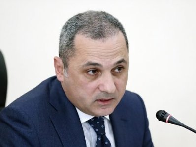 Քանի դեռ այս կապիկներն իշխանության են, մենք չենք կարող զարմանալ ոչնչից