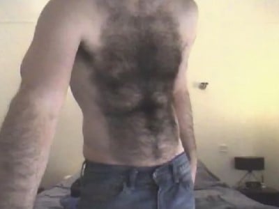 Գեղարքունիքի գյուղապետարաններից մեկի պաշտոնյան համաձայնվել է համացանցով մերկանալ ու պարել. նրան սպառնացել են