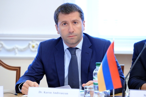 Հուսով եմ, որ առաջիկայում ձեր վերաբերմունքը կփոխվի․ Անդրեասյանը՝  Ղազինյանին