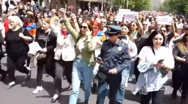 Կանանց պահանջատիրության երթը Երևանում