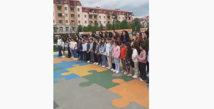 Նիկո՛լ, դավաճան. Արցախի մանուկների «ողջույնը»` Նիկոլին