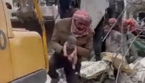 Սիրիայում փլատակների տակ երեխա է ծնվել. մայրը, սակայն, մահացել է