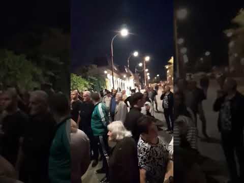 Հացի հերթն Արցախում՝ անցած գիշեր