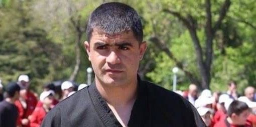 Սահմանադրությունը քո խելքի բանը չի, հողով զբաղվի, Էս տարածքը ձնով-մնով տուր, պարոն Փաշինյան․․․քաղաքացի