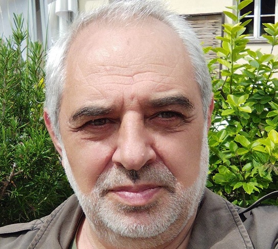 Ազատվե ՛լ հաստագլուխներից․․․Արամ Մկրտչյան