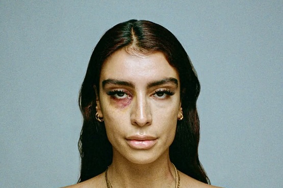 Այս մարդկային կերպարանք առած հրեշը շուտով գալու է Հայաստան, գովազդելու coca cola-ն․ Ռադիկ դպիր Ավետյան 