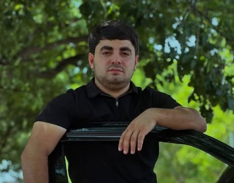 23 տարեկանում կյանքից վաղաժամ հեռացել է Պարույր  Հովսեփյանը