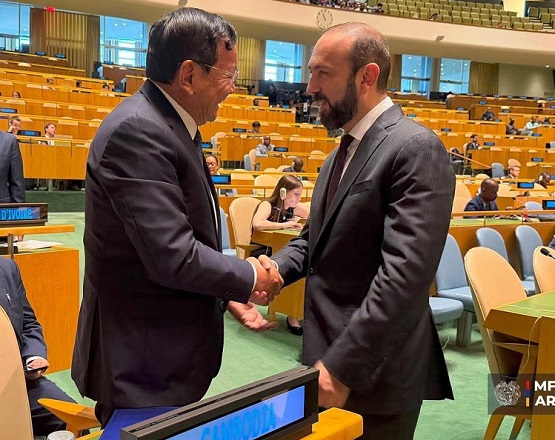 «Օրվա բոցը․․․Արարատ Միրզոյանը Կամբոջայի ԱԳ նախարարի հետ»