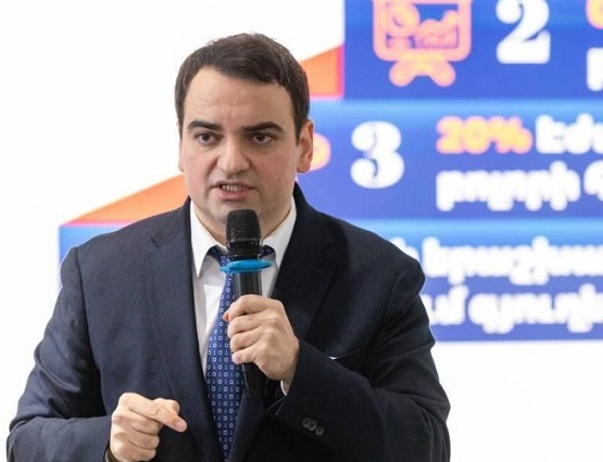 Երրորդ հնարավորություն մի՛ տուր նրանց, ովքեր երկու անգամ ձախողել են․ Նարեկ Կարապետյանը՝ Փաշինյանի մասին