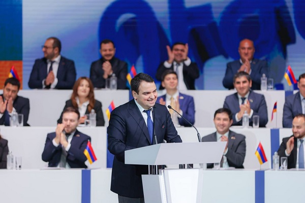 «Ուժեղ Հայաստան» կուսակցության ցուցակի 1-ին համարում հանդես կգա Նարեկ Կարապետյանը