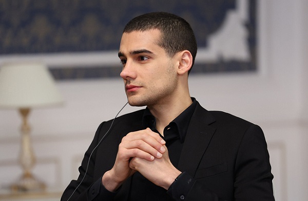 Ո՞վ է Մարիո Նաուֆալը, որին հարցազրույց է տվել Նարեկ Կարապետյանը