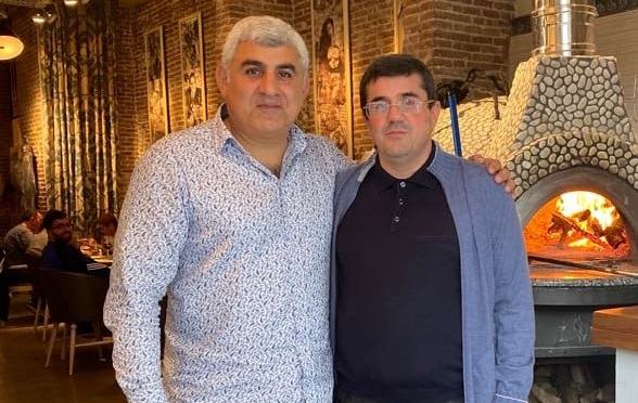 Իսպանիայից Արցախ ժամանած գործարար Արմեն Կնյազյանը զոհվել է. նա պարգևատրվել է «Արցախի հերոս» կոչմամբ