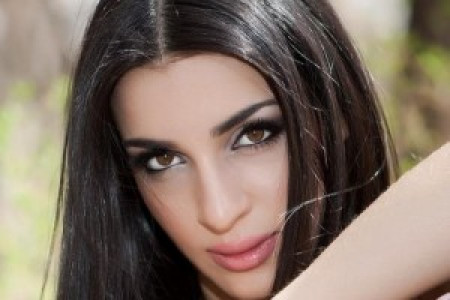 «Հրազդան» կիրճում թալանել են երգչուհի Մարգարիտա Բարխոյանի  Porsche Cayenne-ը