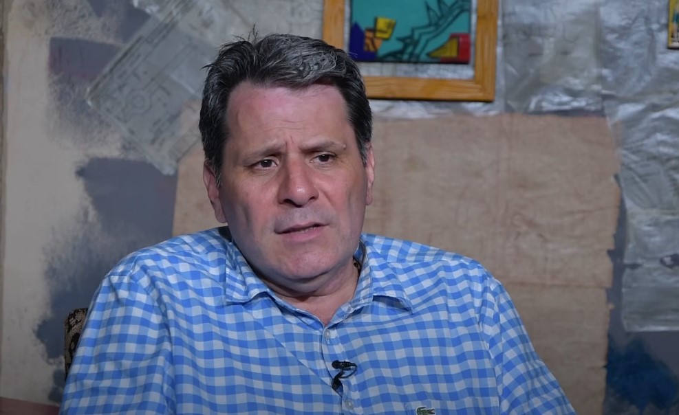 Եթե դու Հայաստանի հողի վրա չես ապրում, իրավուք չունես քննադատելու Հայաստանի կառավարությանը կամ ժողովրդին․ Րաֆֆի Էսմերյան