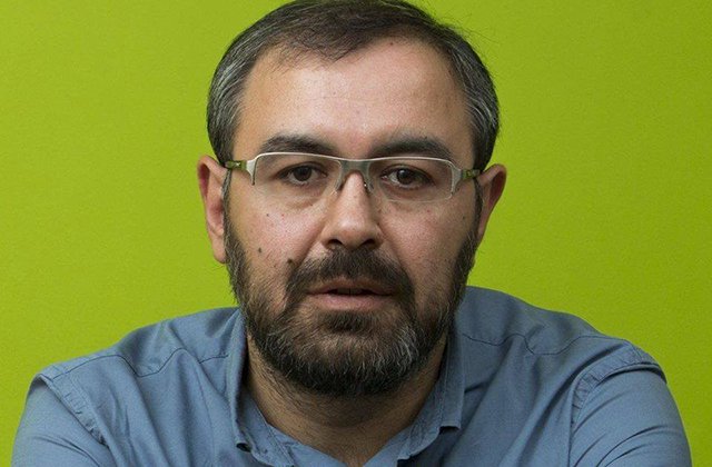 Առաջանային մանդատ ենք տվել էս ծաղրածուներին, բերել գցել ցիրկի արենա․ Սուրեն Սահակյան