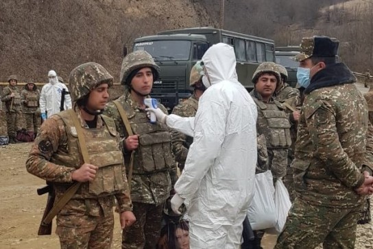 Մարտական հերթափոխի մեկնող զինծառայողները պարտադիր բժշկական զննում են անցնում