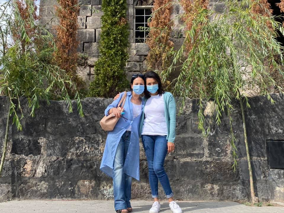 Սիրենք գը...