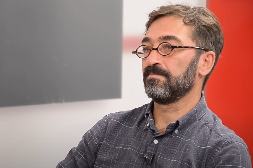 Գնացեք մոմ թափողի մոտ. իմքայլական պատգամավորը՝ Ռոբերտ Քոչարյանին ու Լևոն Տեր-Պետրոսյանին